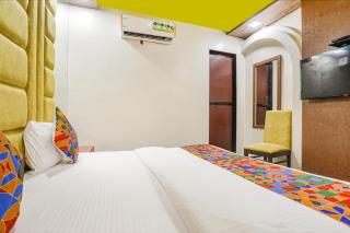 FabExpress Versova Residency - Nr Kokilaben Hospital - Mumbai - 7
