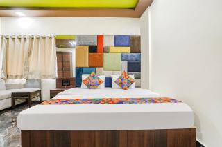 FabExpress Versova Residency - Nr Kokilaben Hospital - Mumbai - 2