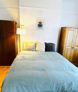 Family Home near Station - Harrow - 0