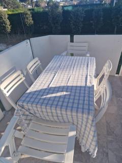 Cozy stay with terrace and shared pool - 5