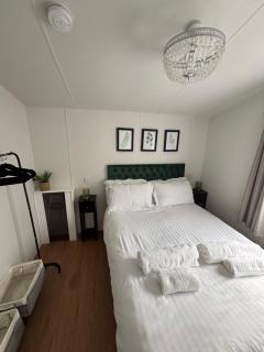 The Lodge, dog friendly rural retreat - 5