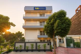 FabHotel Palm Paradise - Noida - 0