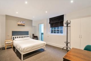 Georgian Shared House No'2 - By Clifton Short Lets - Bristol - 6