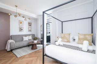 Chic 2nd Floor Venice House Apartment Balcony - Kapstadt - 3