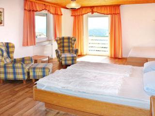 Holiday Home Marianne by Interhome - Baierweg - 2