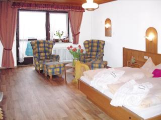 Holiday Home Marianne by Interhome - Baierweg - 1