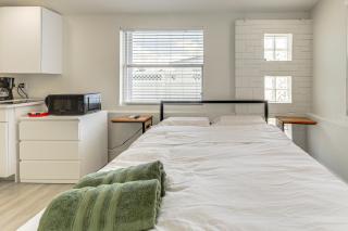1 Mi to Ocean Cozy Studio in Hallandale Beach! - Hallandale Beach - 7