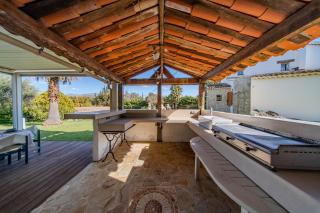 Beautiful 300 m2 Villa, Big Pool, 3000m2 garden - 7