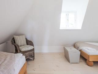 Holiday Home Kleine Reetdachkate by Interhome - Simonsberg - 1