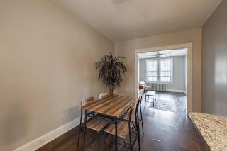 Spacious NICE 3-Bedroom House in DC with Parking - Washington - 5