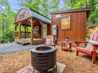 Romantic King-Bed Couples Cabin Lake Lure - Lake Lure - 5