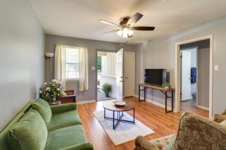 Walk to Dining and Shops Dtwn Brookhaven Home! - Brookhaven - 0