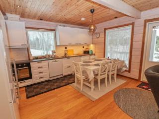 Holiday Home Huvila tornionjoen rannalla by Interhome - Pello - 6