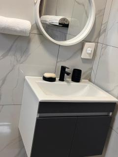 ZezethuZonke Guesthouse - 1