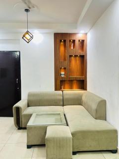 Visitor stop - Greater Noida - 0