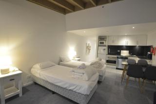 Slopeside Studio 4 Guests Ski in Ski out - 7