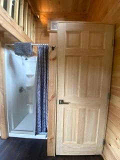 Eco-Friendly Lakefront Tiny House with Views of Panorama Mountain near Denali National Park - Cantwell - 6