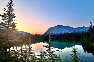Solar Powered Lakefront Twin Tiny Houses in Cantwell Alaska, Perfect for a Group Getaway to Denali National Park - Cantwell - 6