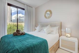 092 - Modern, Spacious El Higueron Apartment With Private Garden & BBQ - Malaga - 6