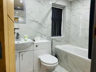 Perfect stay near Manchester Airport - Wythenshawe - 5
