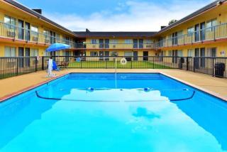 Castle Inn & Suites By OYO Chickasha - Chickasha - 9