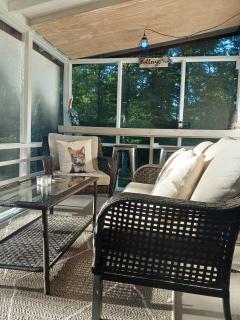 Romantic Cabin Getaway minutes from Chimney Rock - Lake Lure - 1