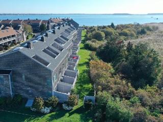 Oceanfront 3BR Condo In Ideal Location with Private Beach and Pool - Barnstable - 6