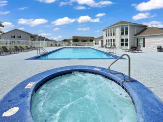 Pool Hot Tub Pickle Ball Gym - Close to Sports Complex & Includes FREE ACTIVITIES - Gulf Shores - 8