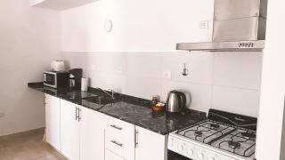 Departamento para 3 personas, centrico con vista al lago - 4
