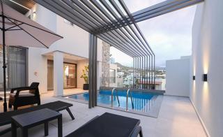 MGK Suites with a private swimming pool - 8