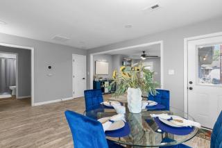 Yellow Door - Greenville - 3