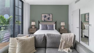 The Juliet II Vibe 8695 - Miami - 1