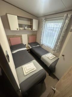 8 Birth Holiday Home - Selsey - 7