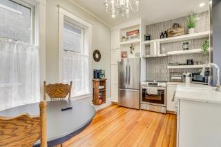 Walk Downtown Inviting Historic Home in Dubuque! - Dubuque - 4