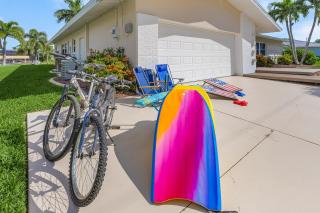 Pool Time and Fun Times at Mermaid Dream - Cape Coral - 5
