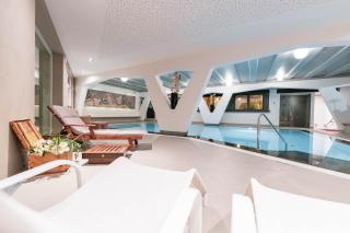 Hotel Gran Paradis - Campitello di Fassa - 5