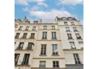 Apartment Le Marais place des Vosges by Studio prestige - París - 2