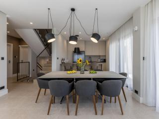 Villa Luxury Villa Luce by Interhome - - 3