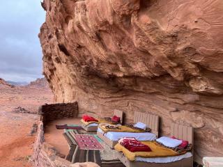 Wadi Rum Cave Camping - Wadi Rum - 9