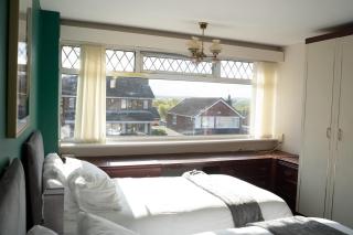 3Bed w Parking Contractor Family - Nottingham - 4