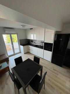 Apartment Blanusa D - Povljana - 8