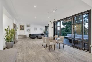 The Sunset Lane Waterfront Home - West Vancouver - 3