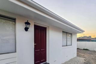 Central Wagga Workers Pad 1 - 1