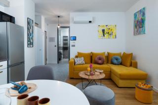 INNA Luxe Apartment with free parking - Pula - 0