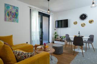 INNA Luxe Apartment with free parking - Pula - 8