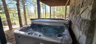 Tall Pines- 5-bedroom 3-bath with hot tub and more! - Swanton - 1