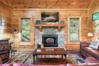 Trout and About Forge Cabin Hot Tub - Sevierville - 7