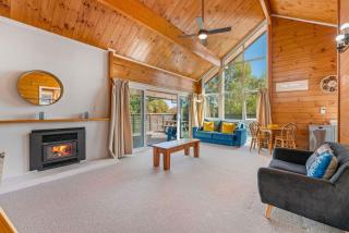 Little Lake House - Kinloch - 2