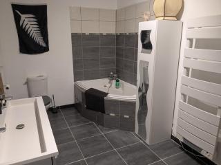 studio ensoleillé - Beaucaire - 3