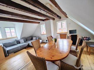 Malerisches Apartment am Kirchplatz - Niedernhall - 1